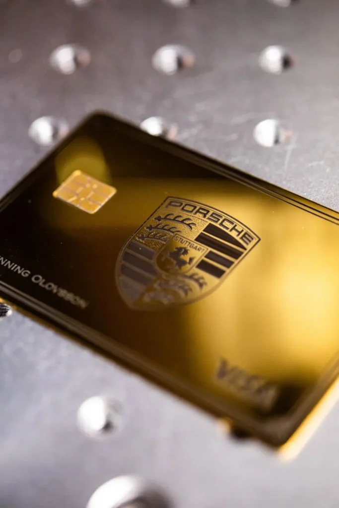 betalkort i metall, custom metallkort, exklusiva betalkort